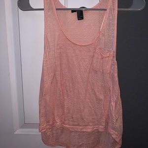 Cute tank top!